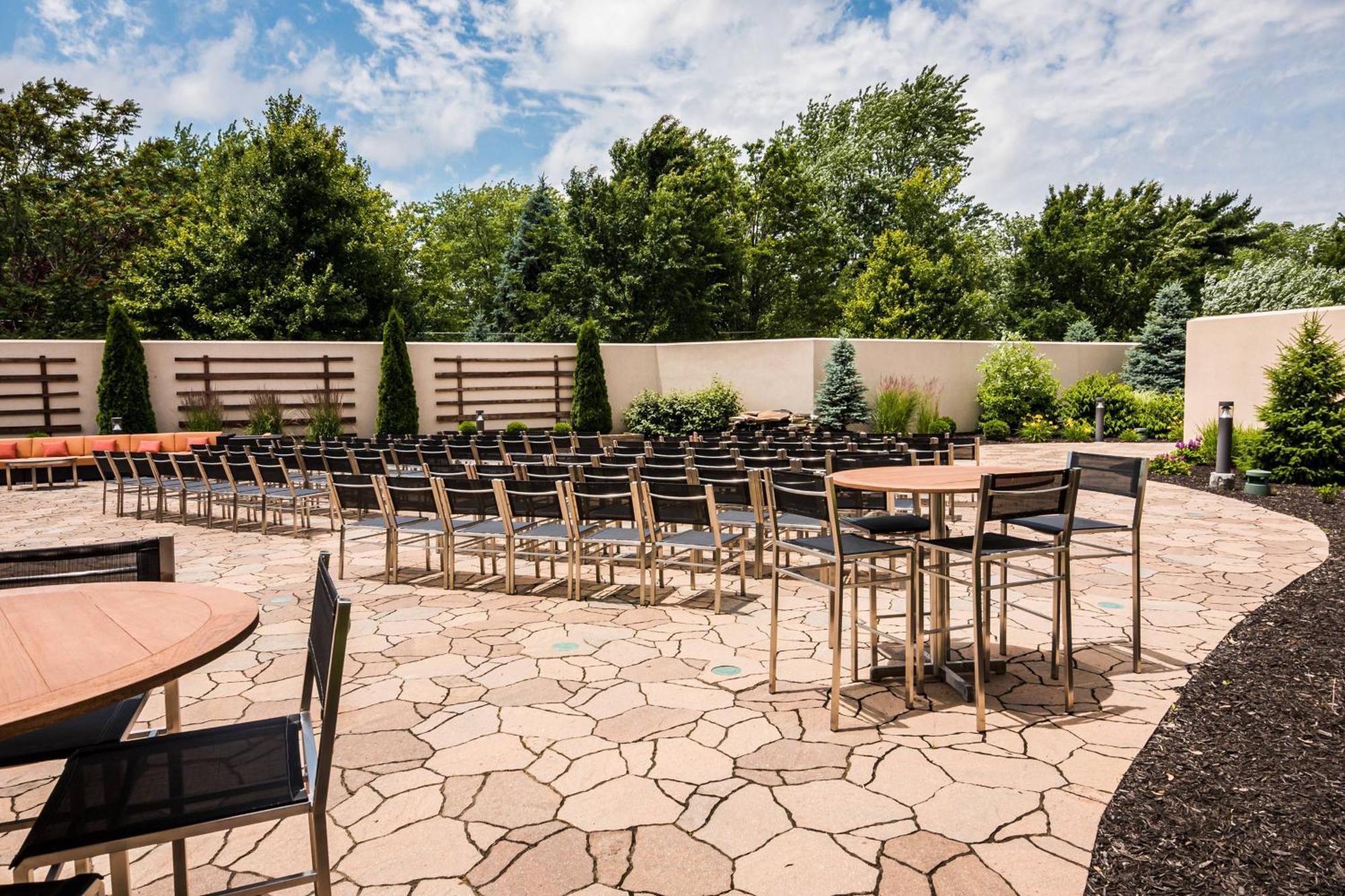 Courtyard By Marriott Lafayette Hotel Buitenkant foto