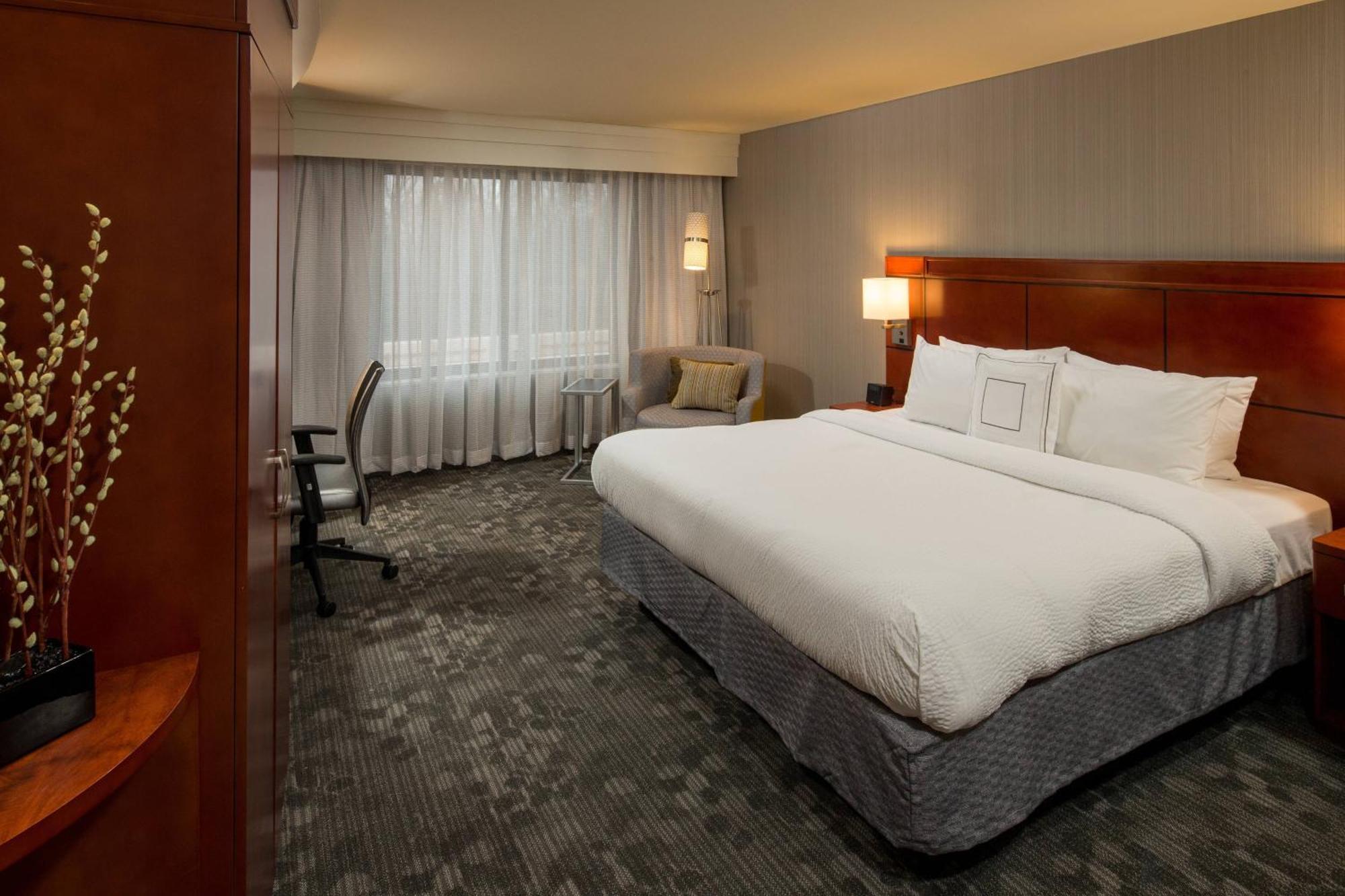 Courtyard By Marriott Lafayette Hotel Buitenkant foto