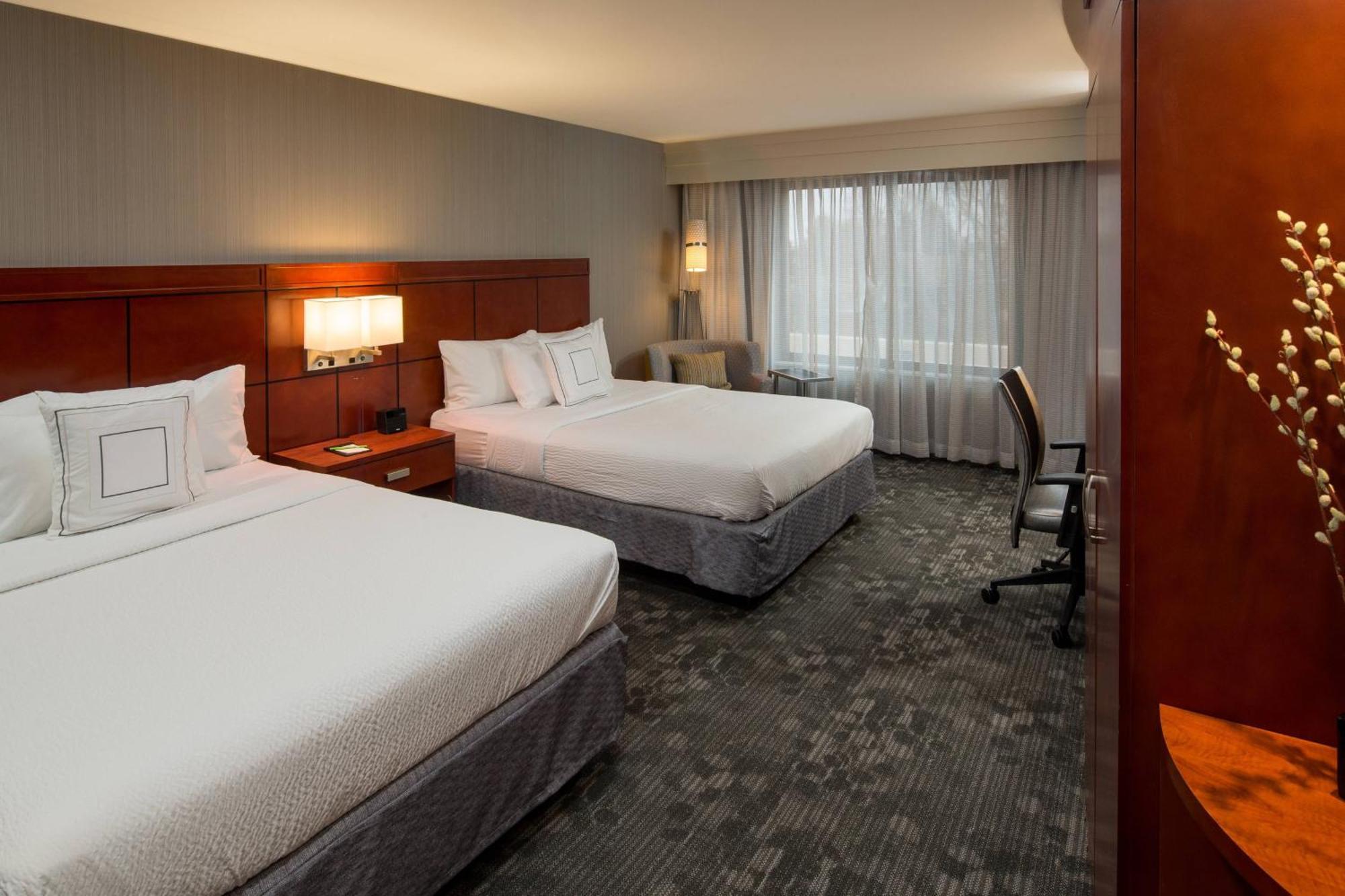 Courtyard By Marriott Lafayette Hotel Buitenkant foto