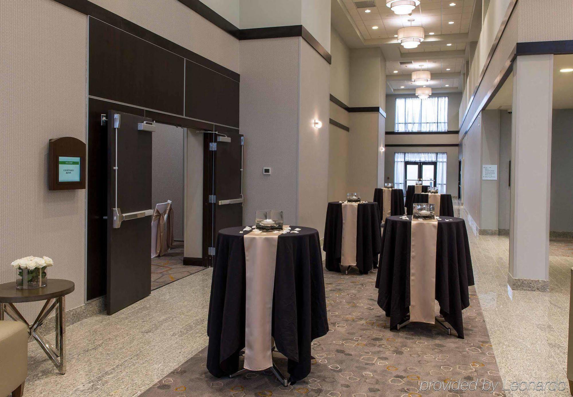 Courtyard By Marriott Lafayette Hotel Buitenkant foto